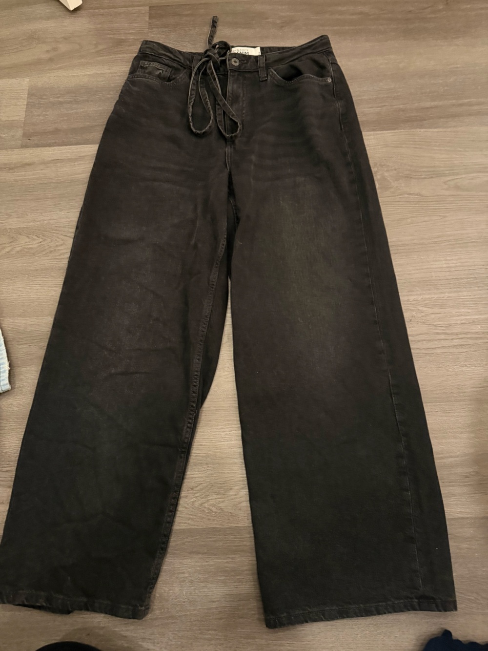 Dynamite Women’s Slim Straight Jeans in Black